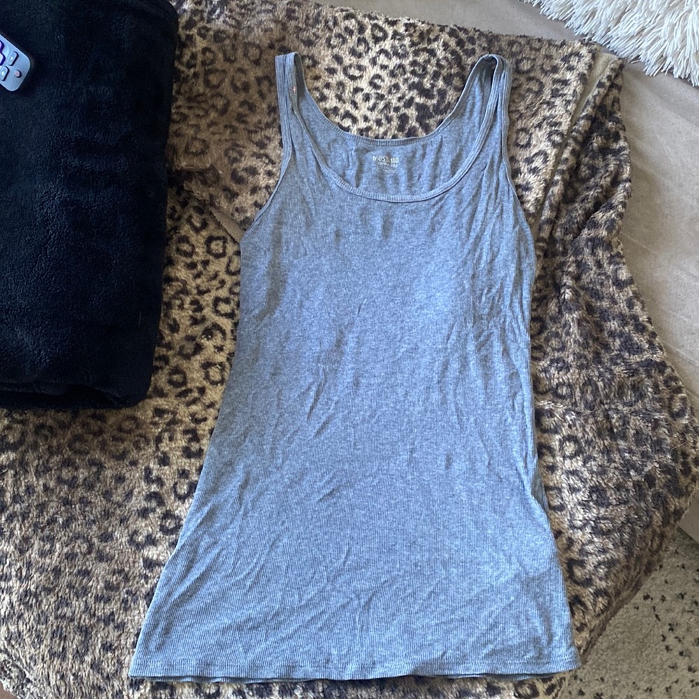 Woman’s tank